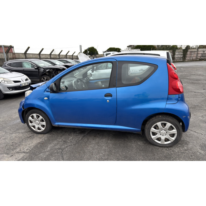 Porte avant droit PEUGEOT 107 Photo n°15