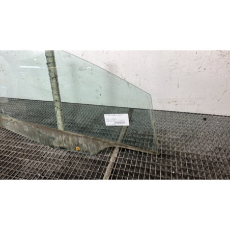 Vitre avant droit FORD FIESTA 6