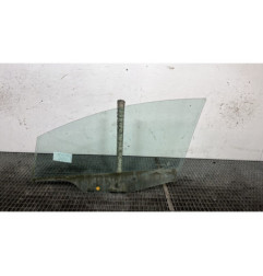 Vitre avant droit FORD FIESTA 6