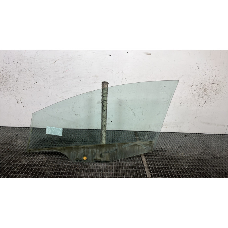 Vitre avant droit FORD FIESTA 6 Photo n°4