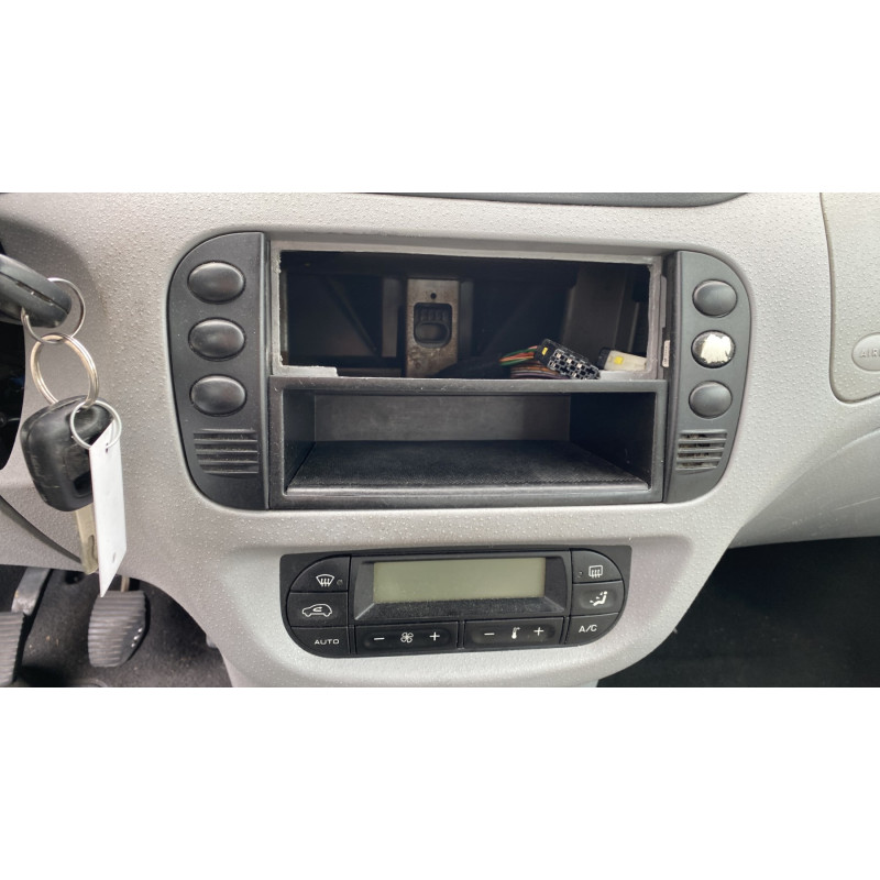 Renfort pare choc avant (traverse) CITROEN C3 1 Photo n°9