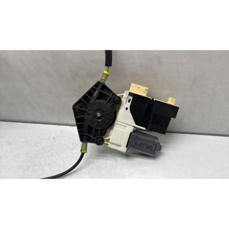 Leve vitre electrique avant droit PEUGEOT 307
