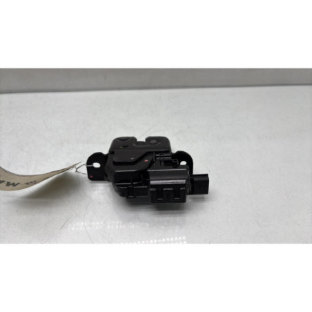 Serrure de coffre RENAULT CLIO 4
