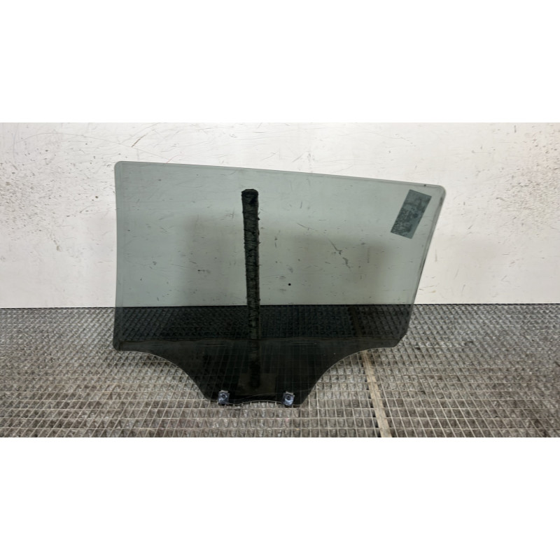 Vitre arriere droit PEUGEOT 2008 1 Photo n°4