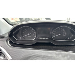 Attache ceinture avant gauche PEUGEOT 2008 1