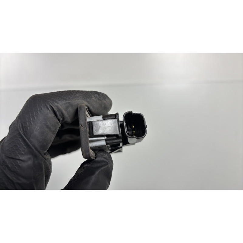Bouton de coffre PEUGEOT 2008 1 Photo n°4