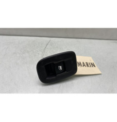 Interrupteur de leve vitre arriere droit PEUGEOT 2008 1 Photo n°1