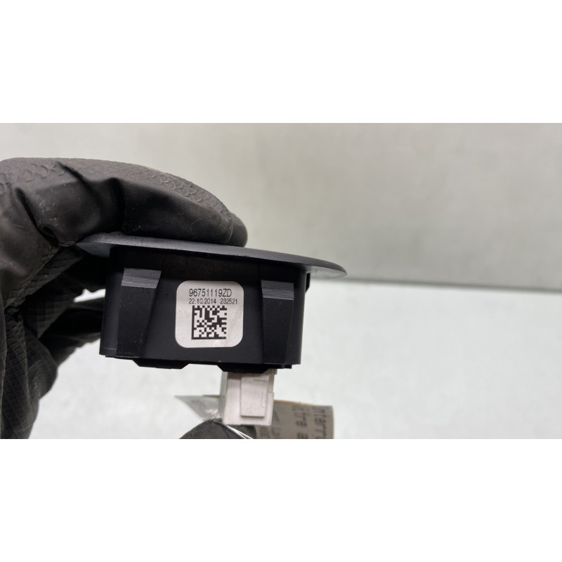 Interrupteur de leve vitre arriere droit PEUGEOT 2008 1 Photo n°4