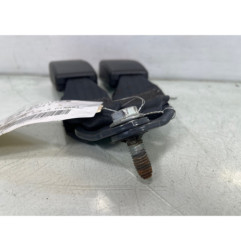 Attache ceinture arriere droit DACIA SANDERO 2