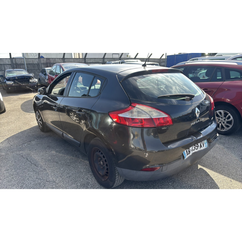Pretensionneur de ceinture avant droit RENAULT MEGANE 3 Photo n°8