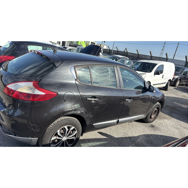 Pretensionneur de ceinture avant droit RENAULT MEGANE 3 Photo n°11