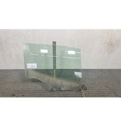 Vitre arriere droit RENAULT CLIO 4 Photo n°1