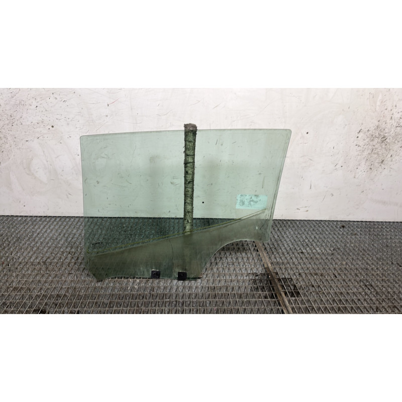 Vitre arriere droit RENAULT CLIO 4 Photo n°4