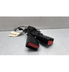 Attache ceinture arriere droit RENAULT CLIO 4 Photo n°1