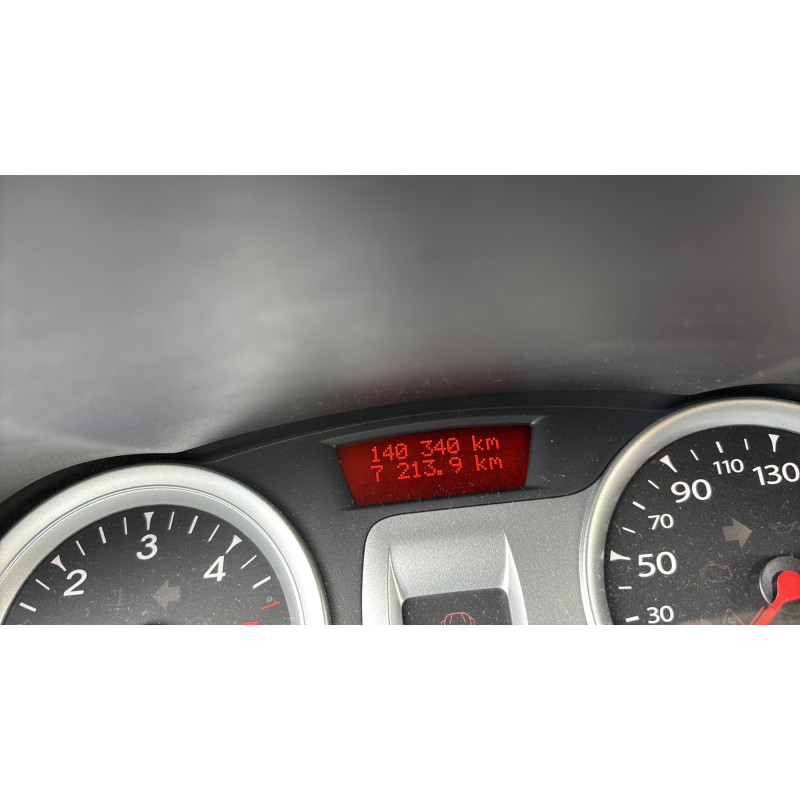 Fermeture de capot RENAULT CLIO 3 Photo n°17