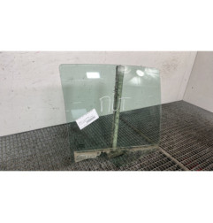 Vitre arriere droit RENAULT CLIO 3
