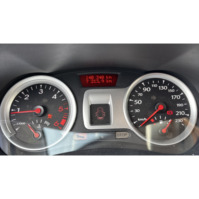 Vitre arriere droit RENAULT CLIO 3 Photo n°17