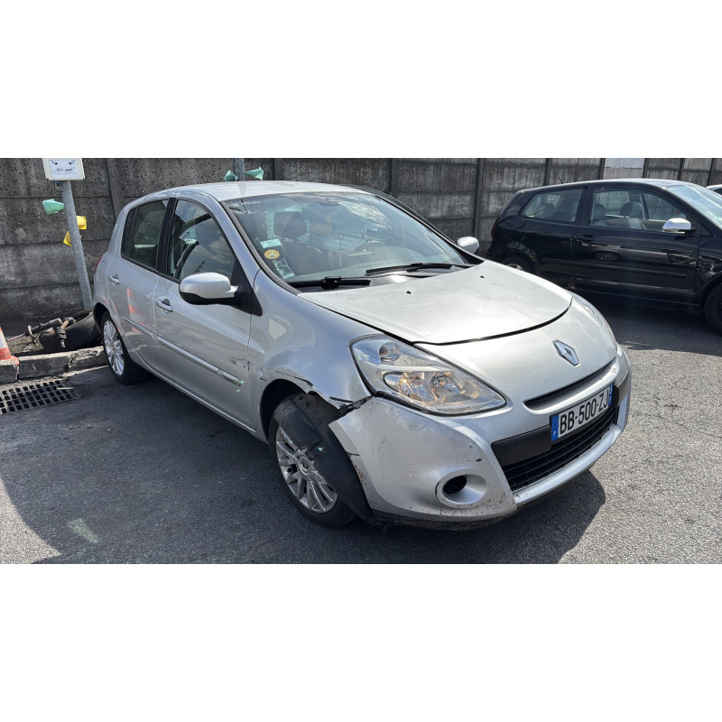 Vitre arriere gauche RENAULT CLIO 3 Photo n°6