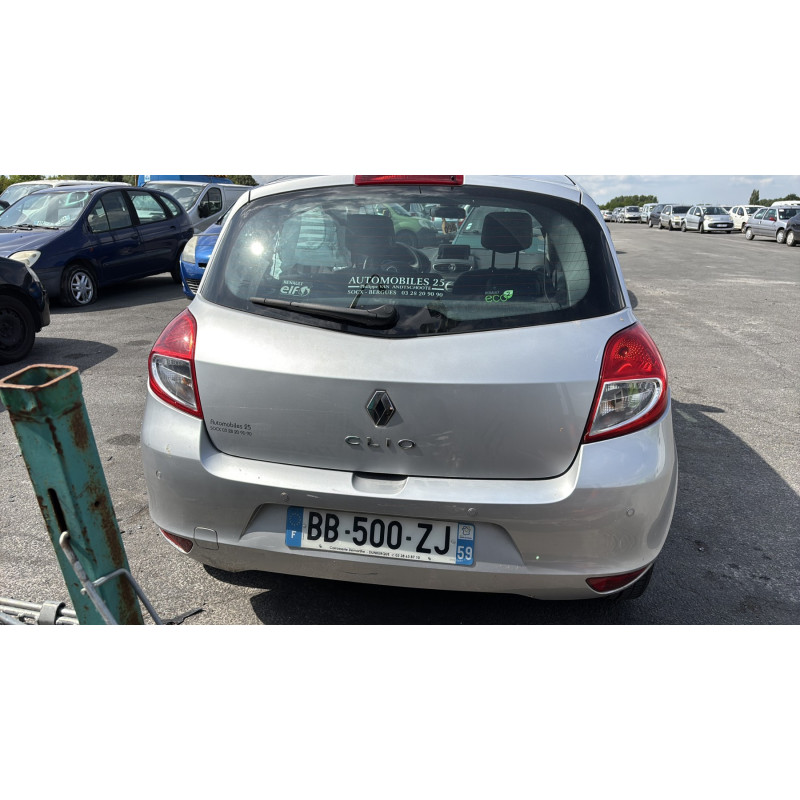 Vitre arriere gauche RENAULT CLIO 3 Photo n°19