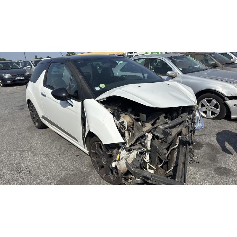 Poignee porte avant droit CITROEN DS3 Photo n°5