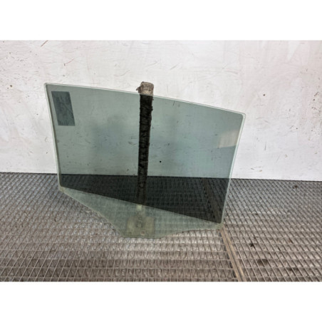 Vitre arriere gauche BMW SERIE 1 E87