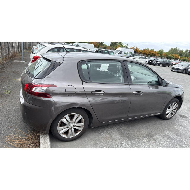 Feu arriere stop central PEUGEOT 308 2 Photo n°13