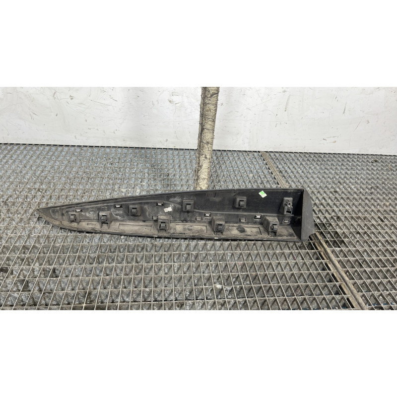 Baguette de porte arriere gauche  RENAULT CLIO 4 Photo n°4