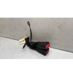Attache ceinture arriere droit RENAULT CLIO 4 Photo n°1