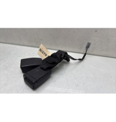 Attache ceinture arriere gauche RENAULT CLIO 4