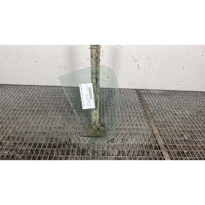 Custode arriere gauche (porte) HYUNDAI I 20 1 Photo n°1