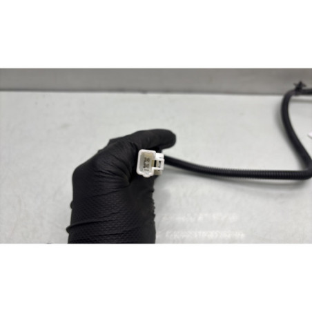Attache ceinture avant gauche HYUNDAI I 20 1
