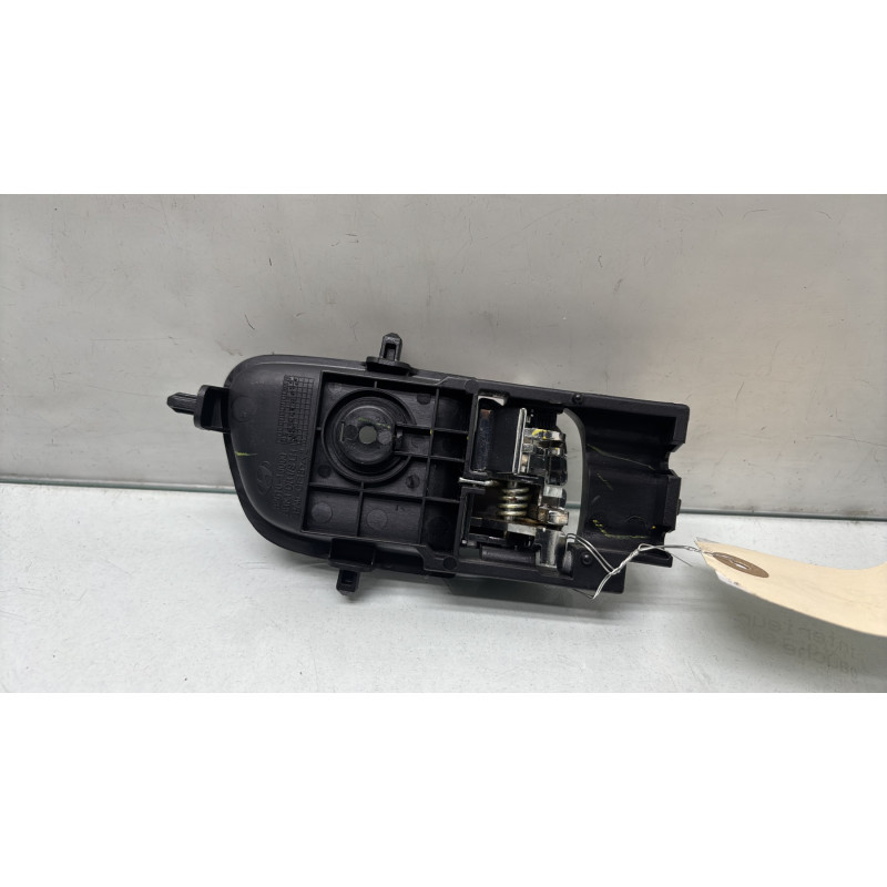 Poignee interieur arriere gauche HYUNDAI I 20 1 Photo n°3