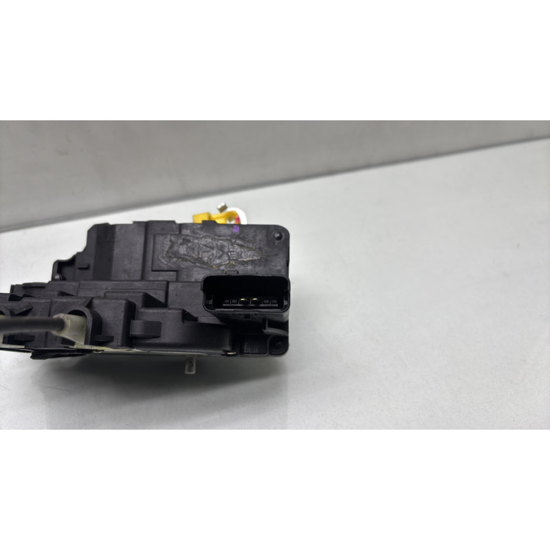 Serrure arriere gauche HYUNDAI I 20 1 Photo n°3
