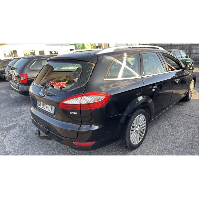 Pare choc arriere FORD MONDEO 3 Photo n°11