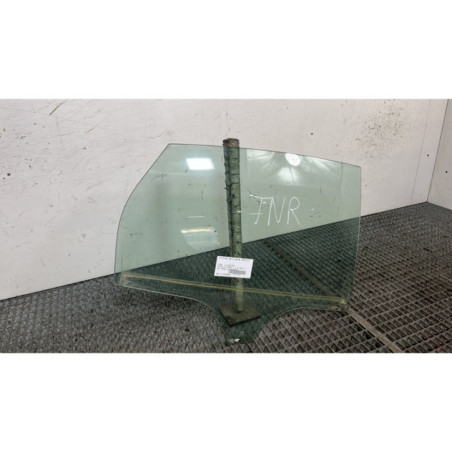 Vitre arriere droit FORD FOCUS 3