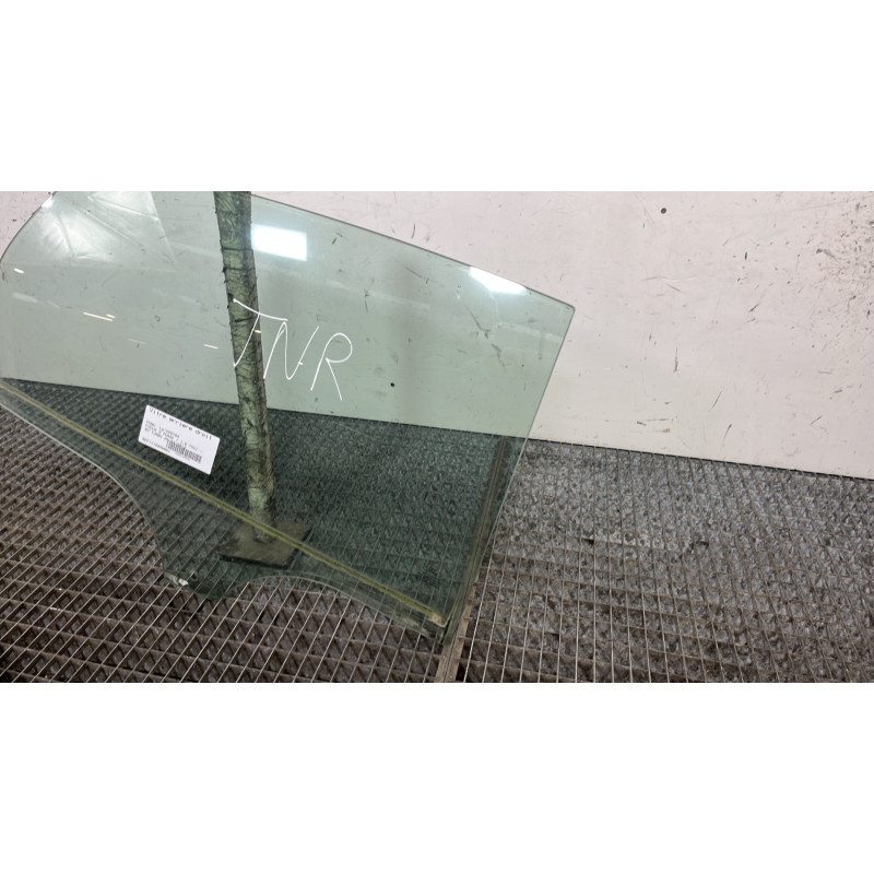 Vitre arriere droit FORD FOCUS 3 Photo n°3
