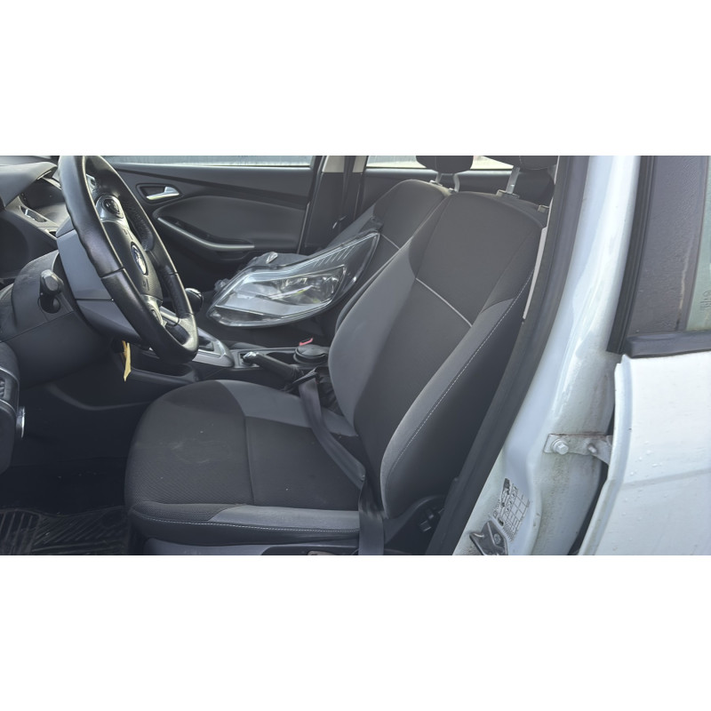 Vitre arriere gauche FORD FOCUS 3 Photo n°15