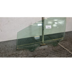 Vitre avant gauche FORD FOCUS 3