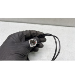 Attache ceinture avant droit FIAT 500 2