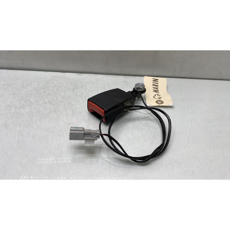 Attache ceinture avant gauche FIAT 500 2 Photo n°2