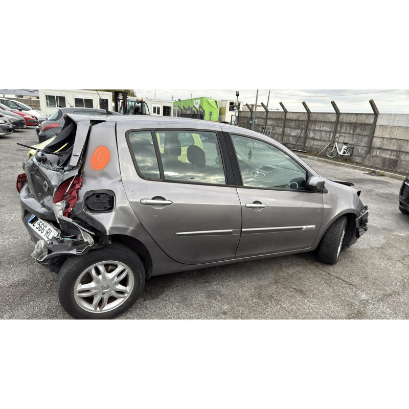 Custode arriere gauche (porte) RENAULT CLIO 3 Photo n°11