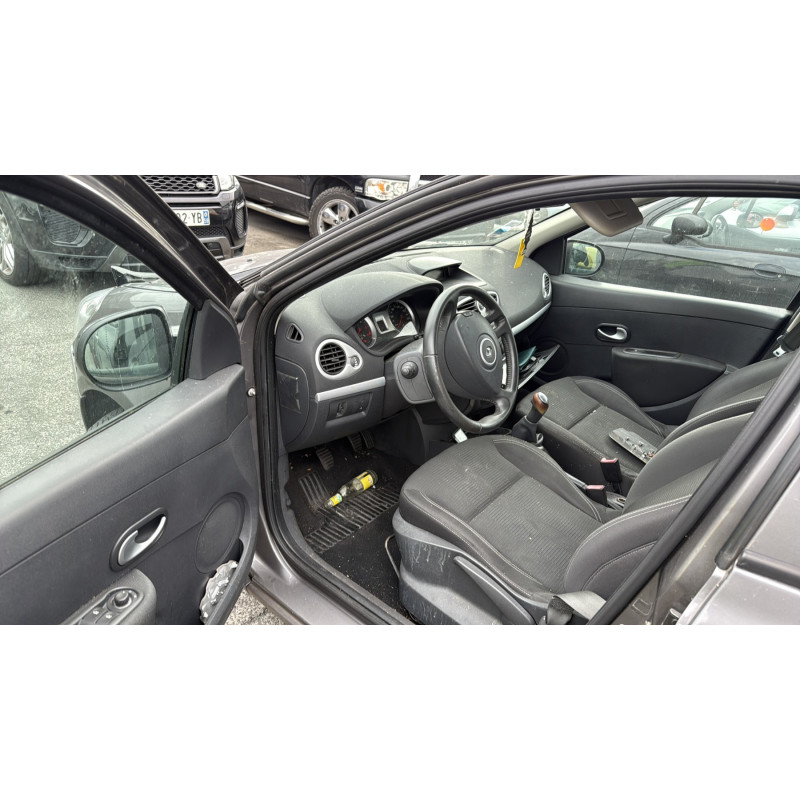 Poignee interieur arriere droit RENAULT CLIO 3 Photo n°16