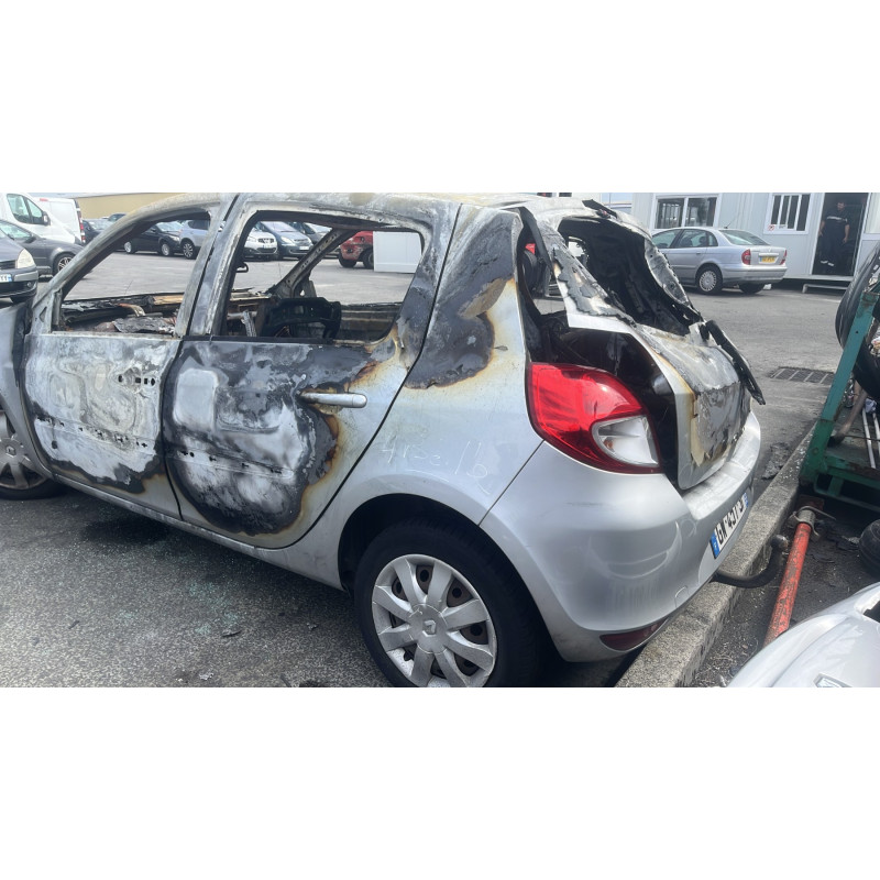 Pompe lave glace avant RENAULT CLIO 3 Photo n°7