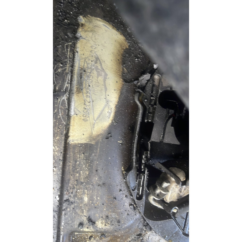 Pompe lave glace avant RENAULT CLIO 3 Photo n°11