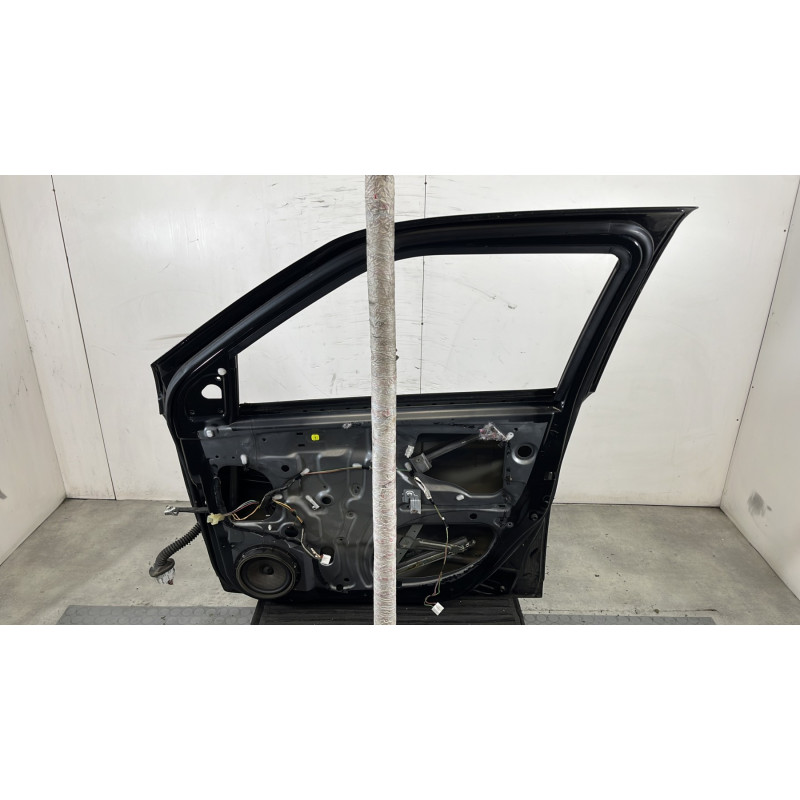 Porte avant droit SUZUKI SWIFT 3 Photo n°7