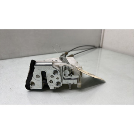 Serrure arriere droit SUZUKI SWIFT 3 Photo n°1