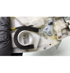 Serrure arriere droit SUZUKI SWIFT 3