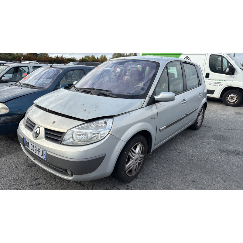 Feu arriere principal droit (feux) RENAULT SCENIC 2 Photo n°8