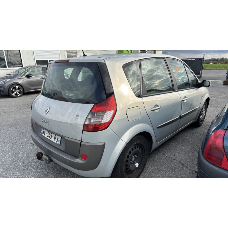 Feu arriere principal droit (feux) RENAULT SCENIC 2 Photo n°10