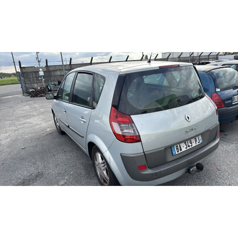 Feu arriere principal droit (feux) RENAULT SCENIC 2 Photo n°11